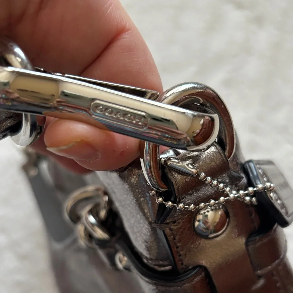 Coach Metallic Silver ShoulderBag - Picture 9 of 15